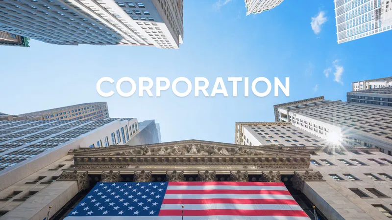 Корпорации C-Corp и S-Corp: как резиденту России открыть компанию в США?