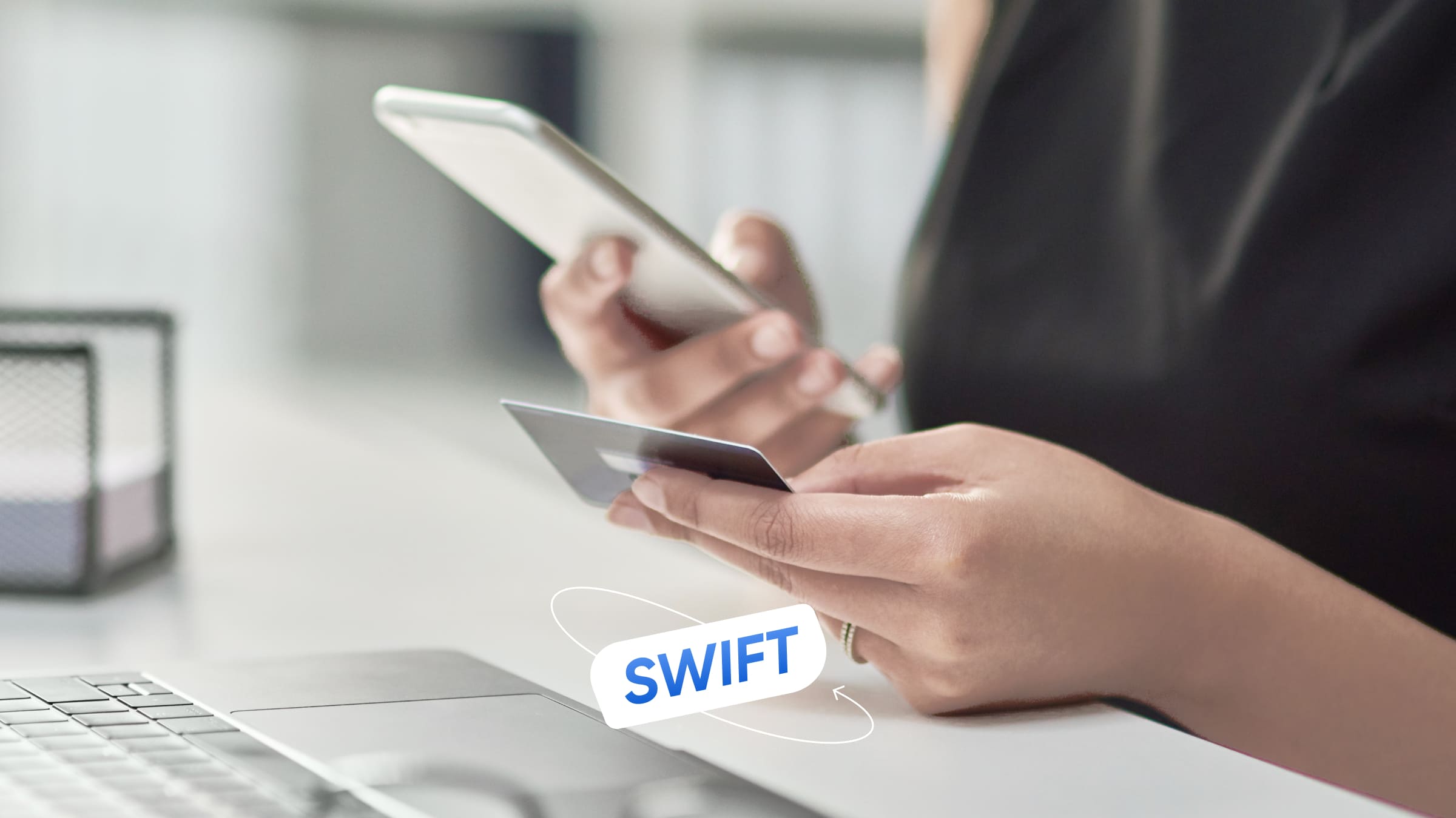 С помощью SWIFT-переводов можно пополнять зарубежную карту