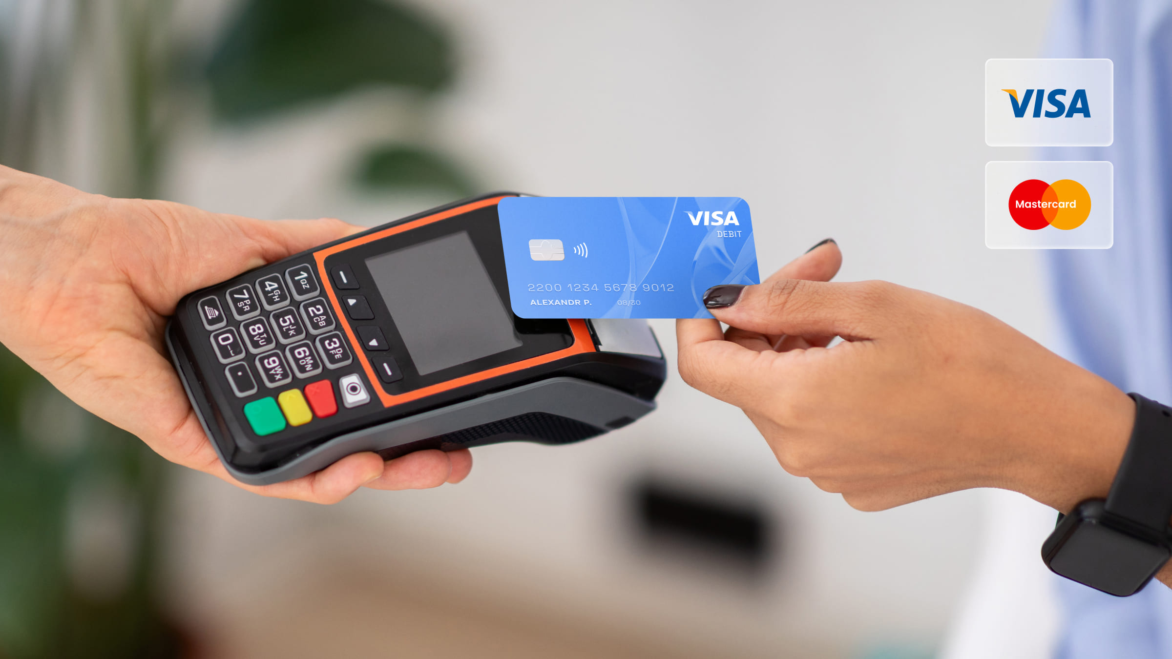 VISA и MasterCard широко принимаются в США, что делает оплату удобной и быстрой для туристов.