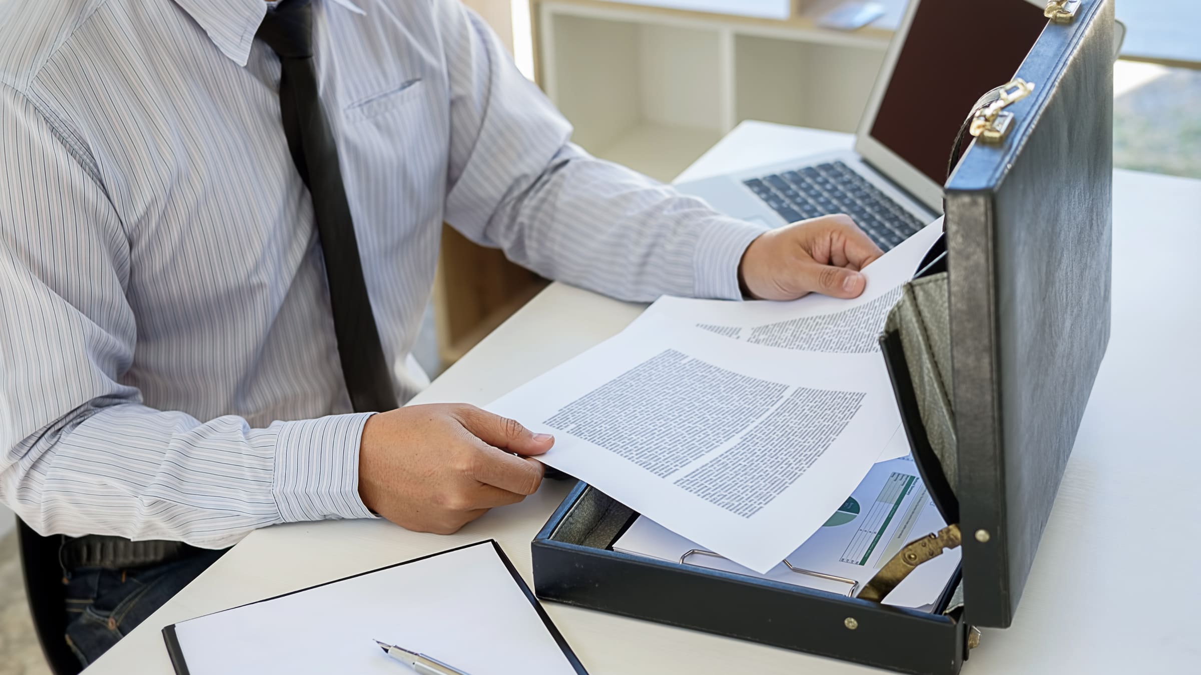 В ОАЭ существует несколько видов финансовой отчетности в зависимости от формы бизнеса.