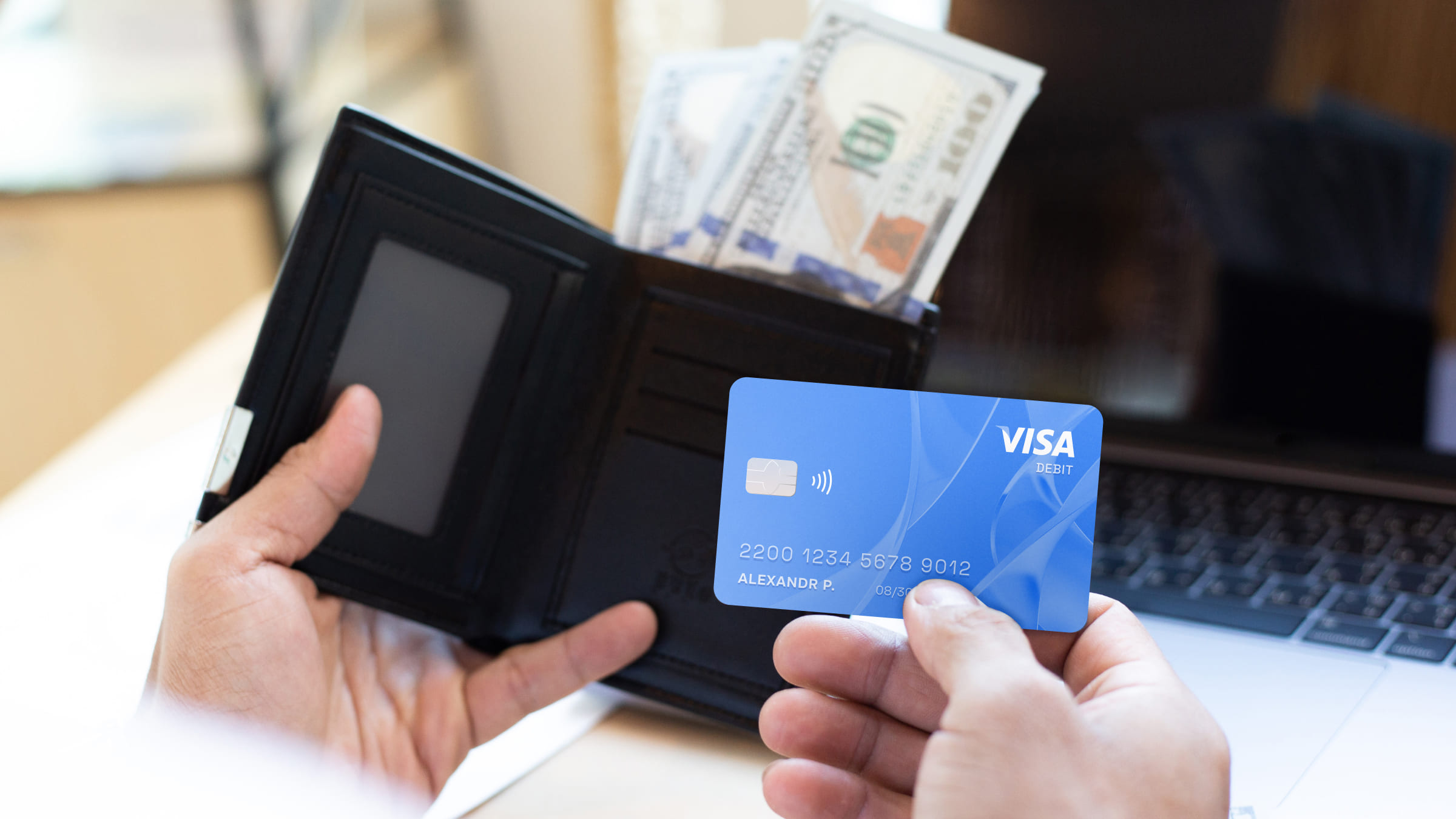 Оформить иностранную карту можно с помощью специалистов Easy Payments.