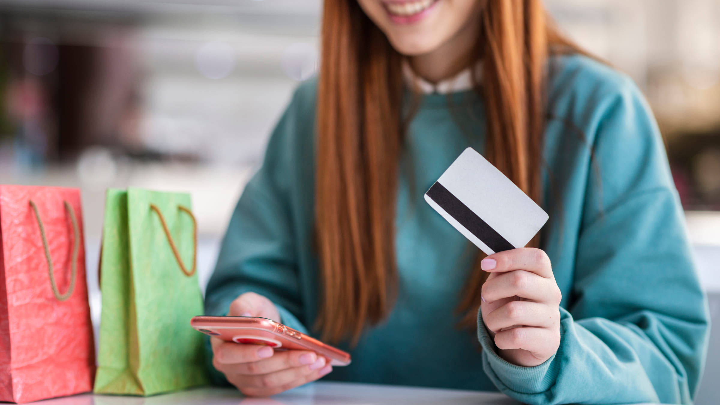 Онлайн-оплата упрощает расчеты и сокращает путь от решения к покупке.