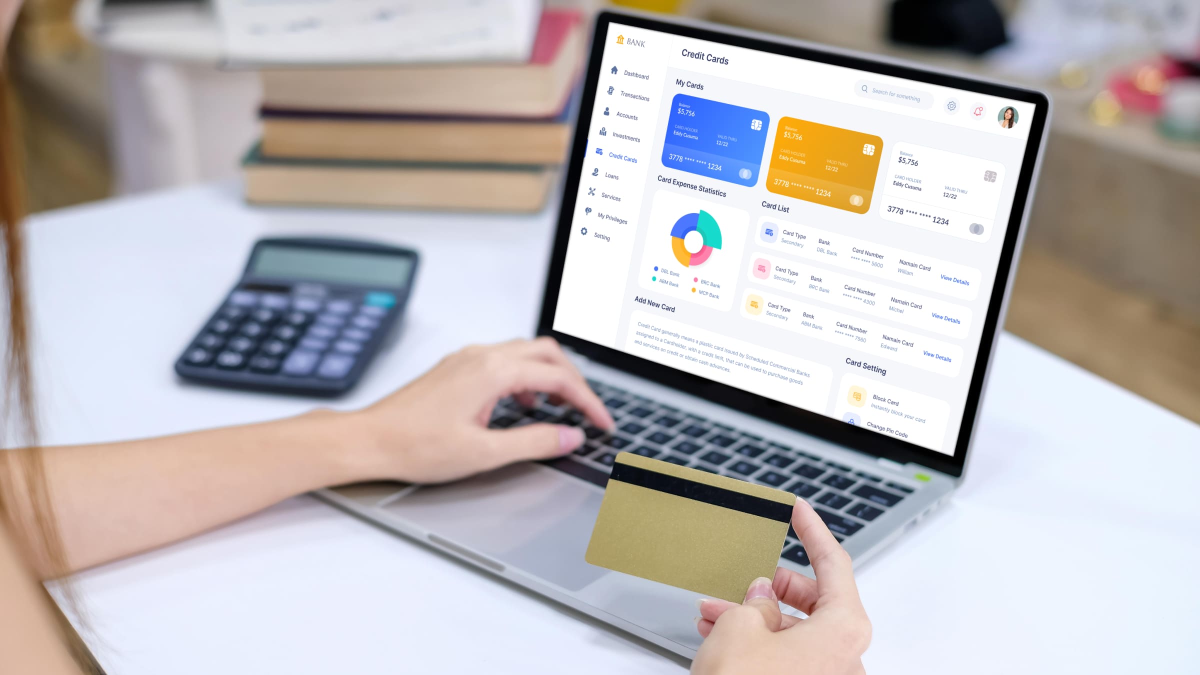 Физическим лицам нужно уведомлять налоговую об открытии счета за рубежом