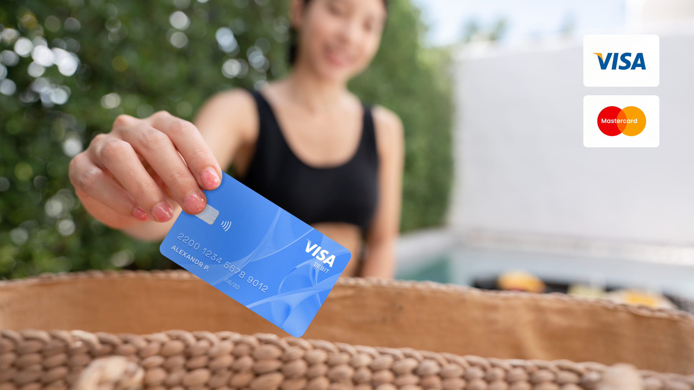 Армянская банковская карта удобна для расчетов за границей и онлайн-платежей.