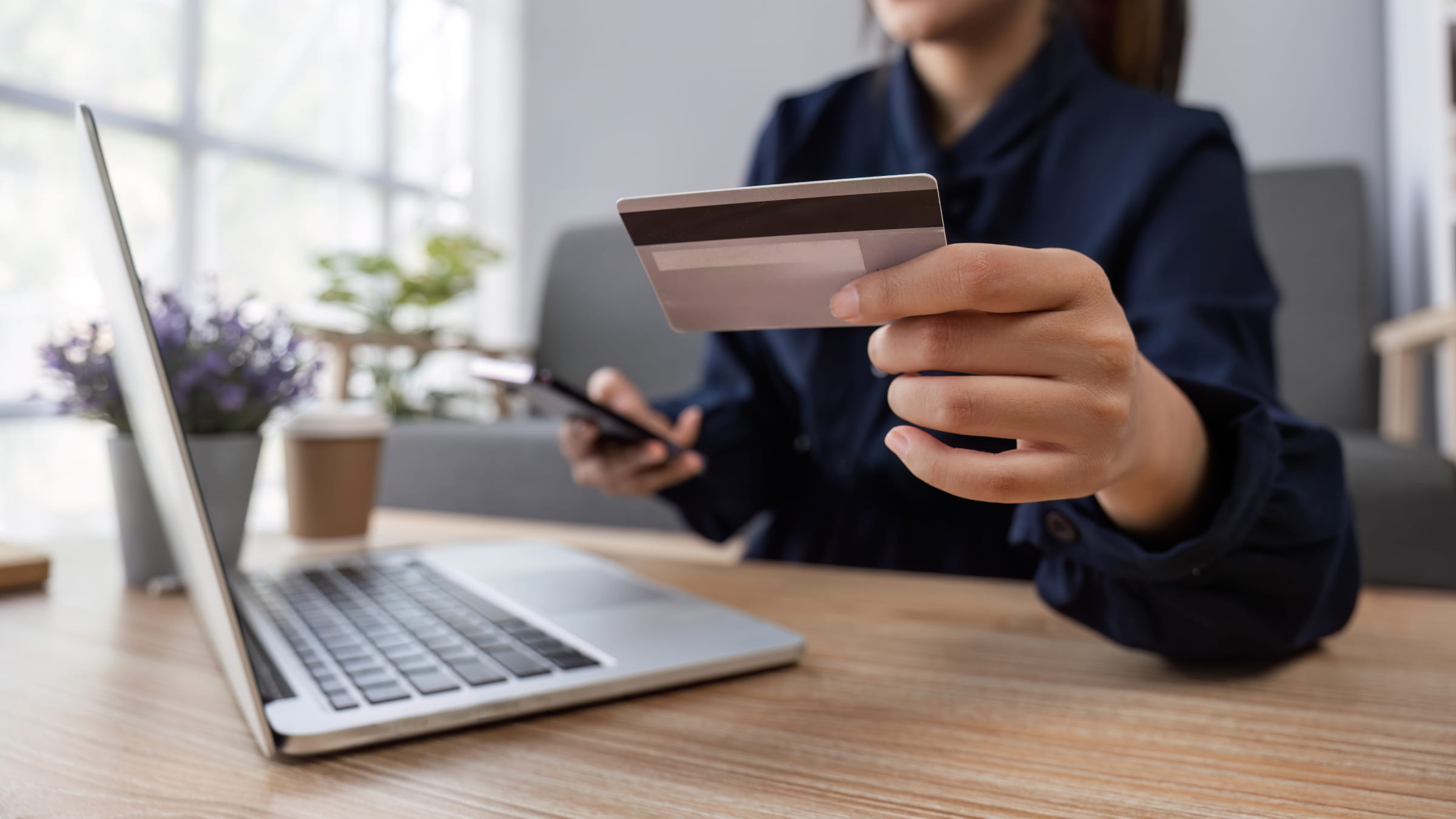 Цифровой платеж — относительно сложный процесс, в котором участвуют несколько сторон